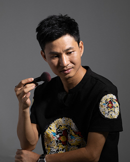 Makeup artist: Feng We
